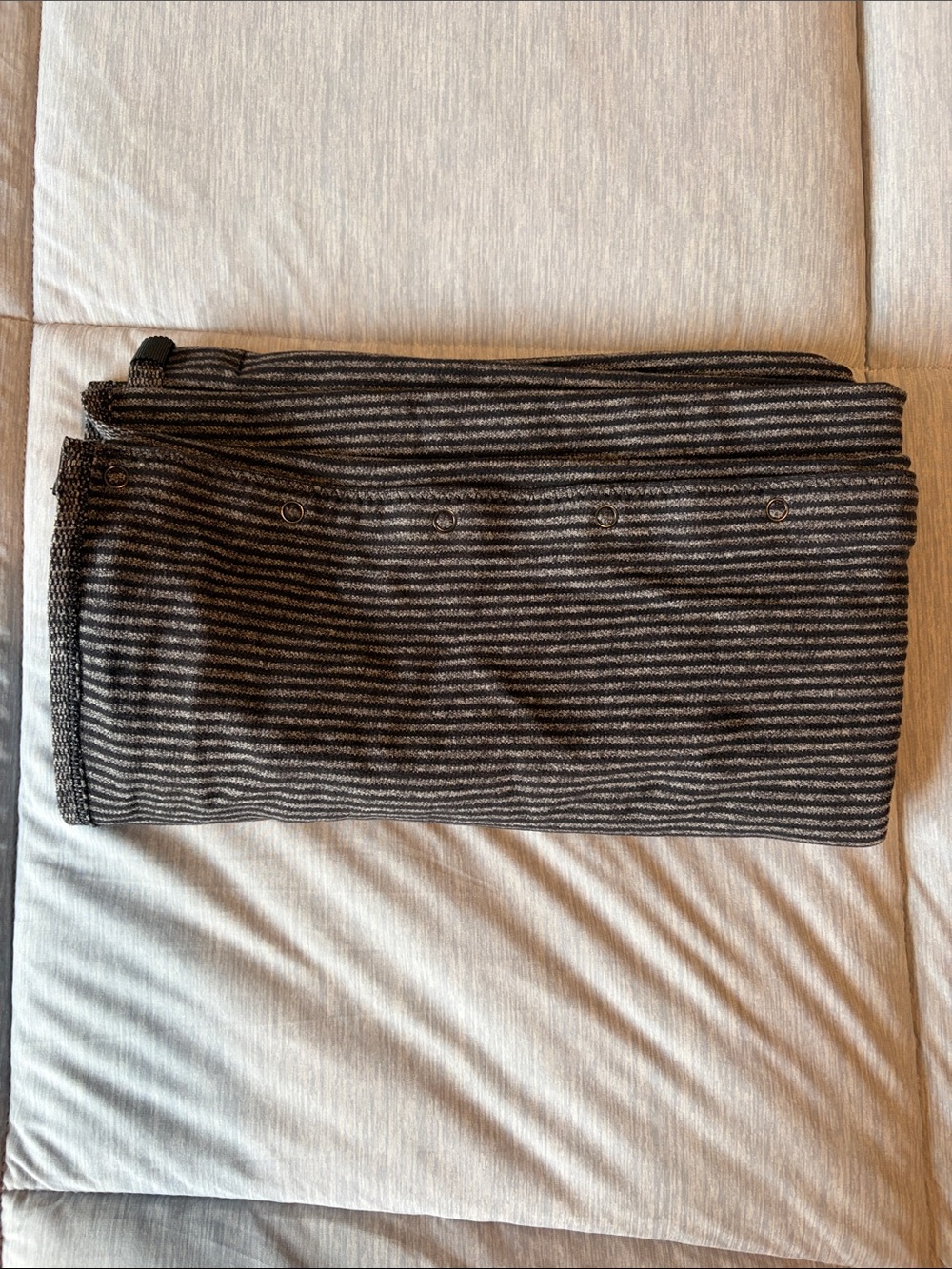 lululemon athletica Vinyasa Striped Black & Gray Wrap Scarf